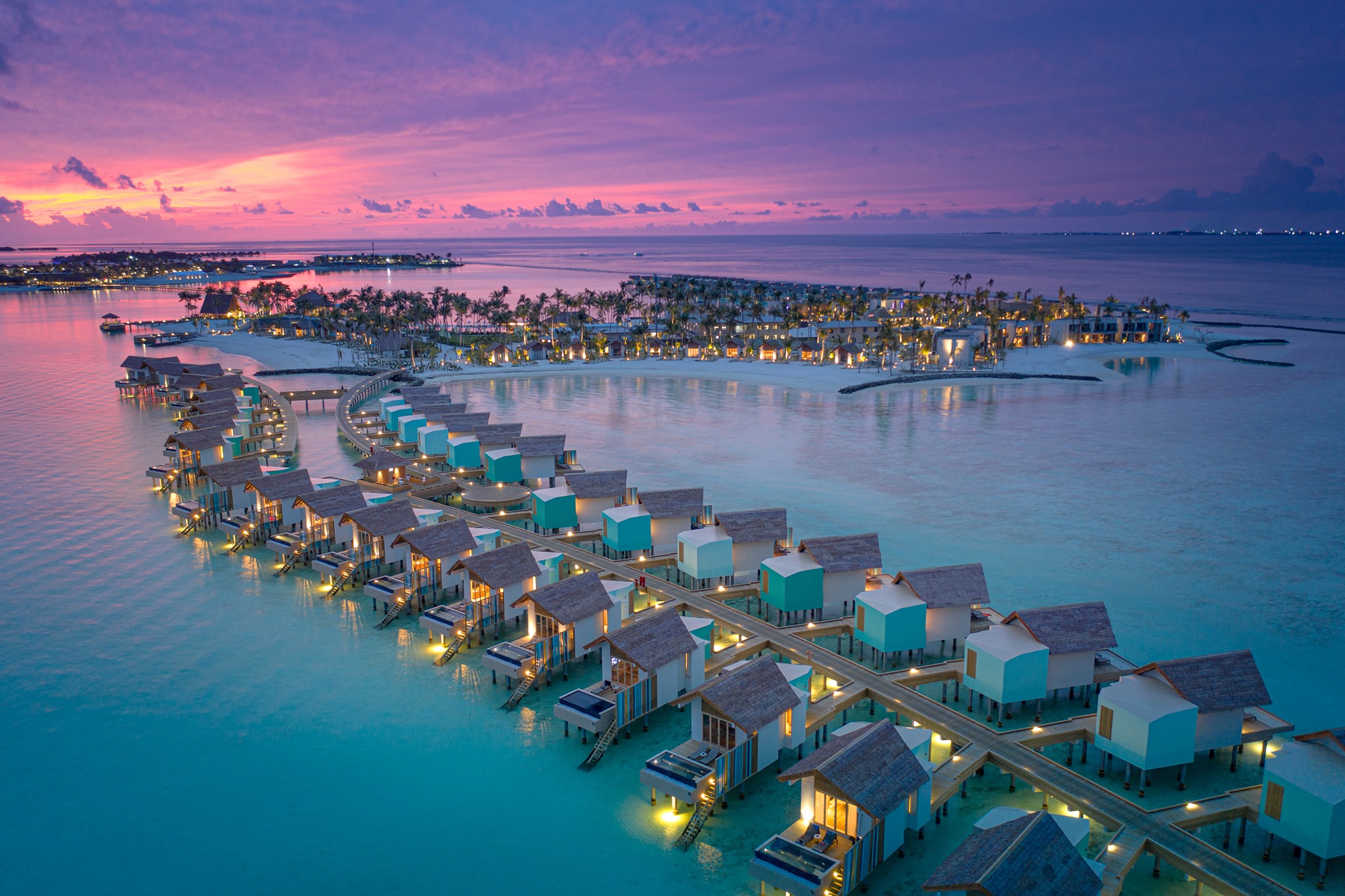Отдых красивые города. Hard Rock Maldives 5 Мале. Остров Мале Мальдивы. Hard Rock Hotel Maldives. Остров Хард рок Мальдивы.